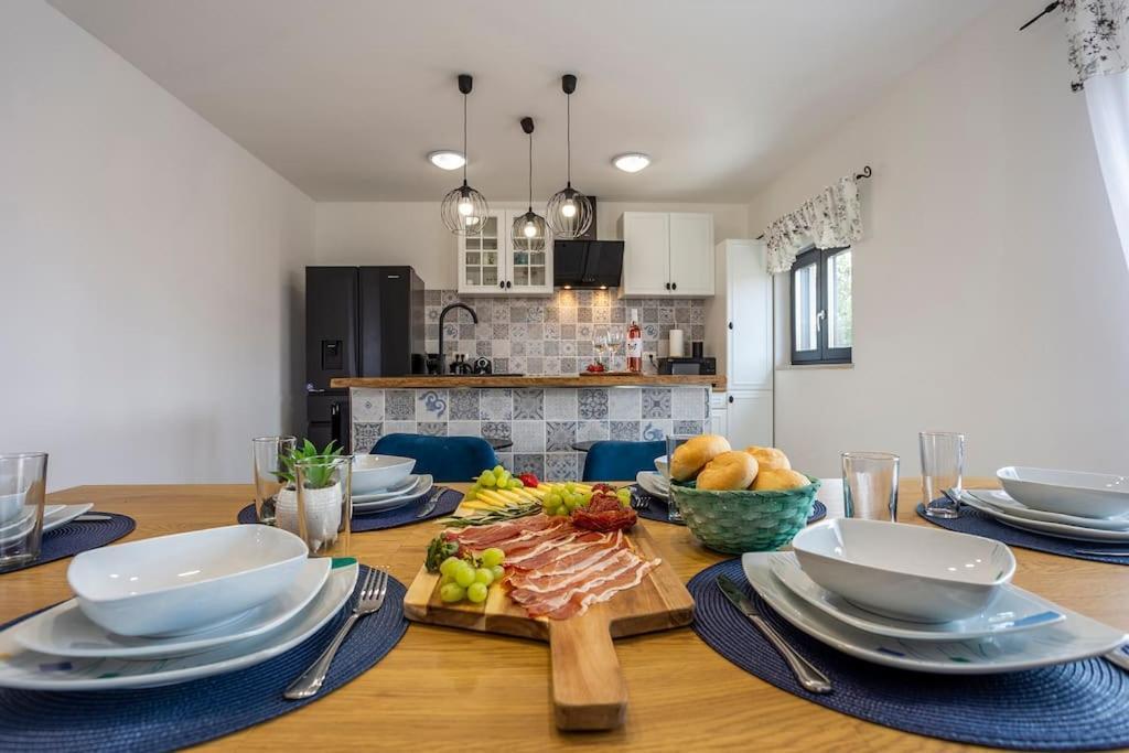 Žminj House With Pool Poli Stare Nuoni 빌라 외부 사진