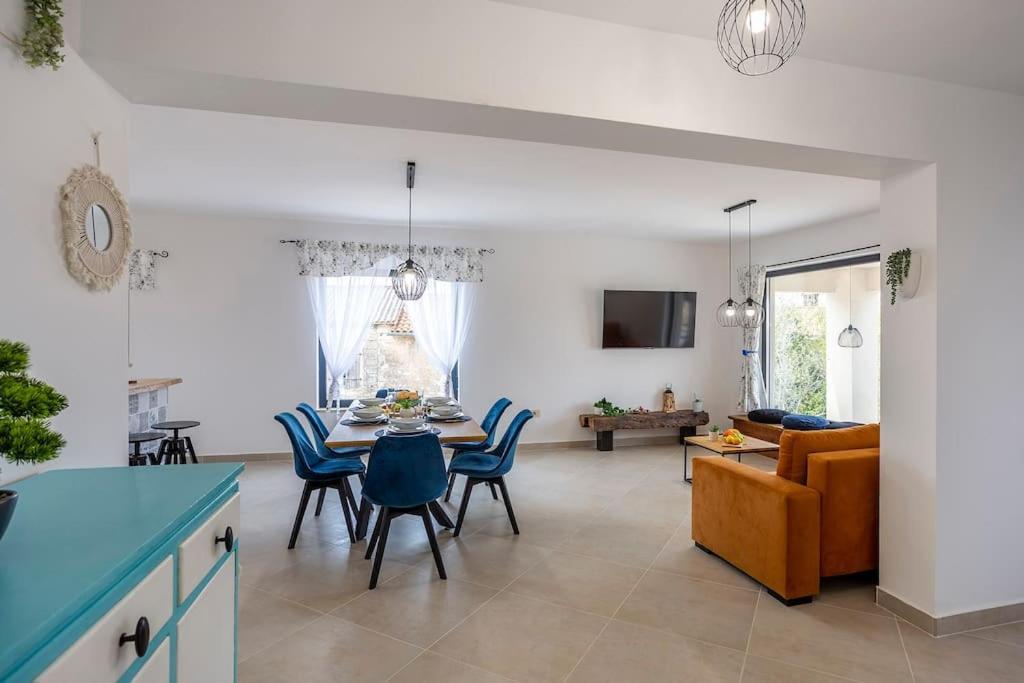 Žminj House With Pool Poli Stare Nuoni 빌라 외부 사진